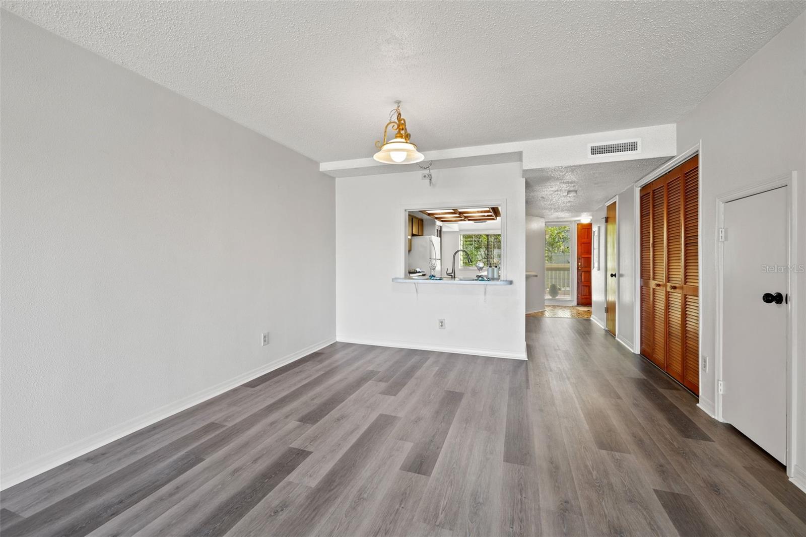 320 WINDRUSH BLVD #4, INDIAN ROCKS BEACH, FL, 33785