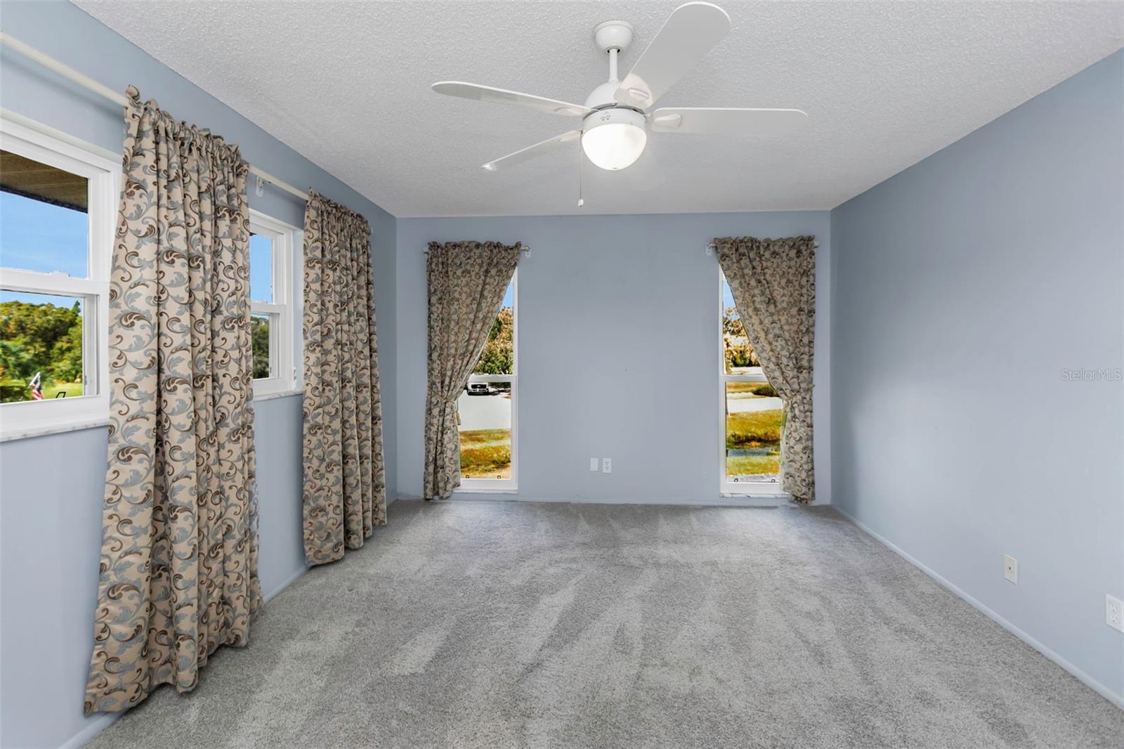 224 ASPEN CIR, SEMINOLE, FL, 33777