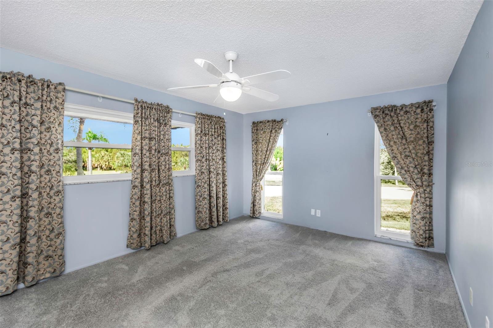 224 ASPEN CIR, SEMINOLE, FL, 33777