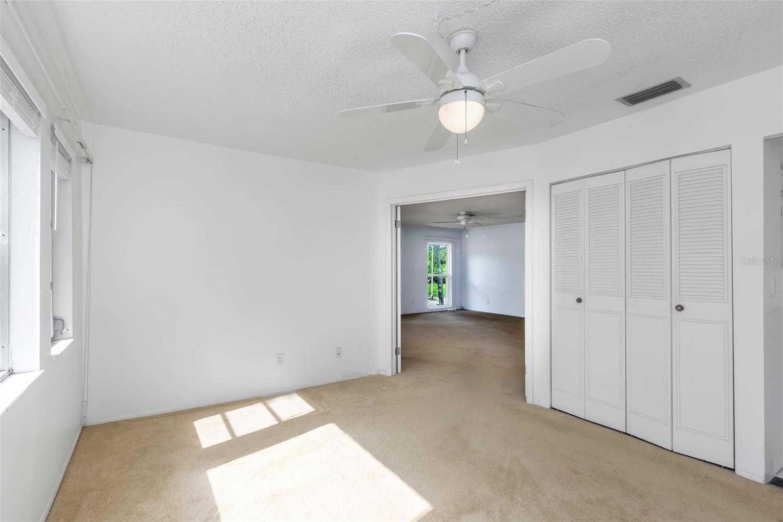 224 ASPEN CIR, SEMINOLE, FL, 33777