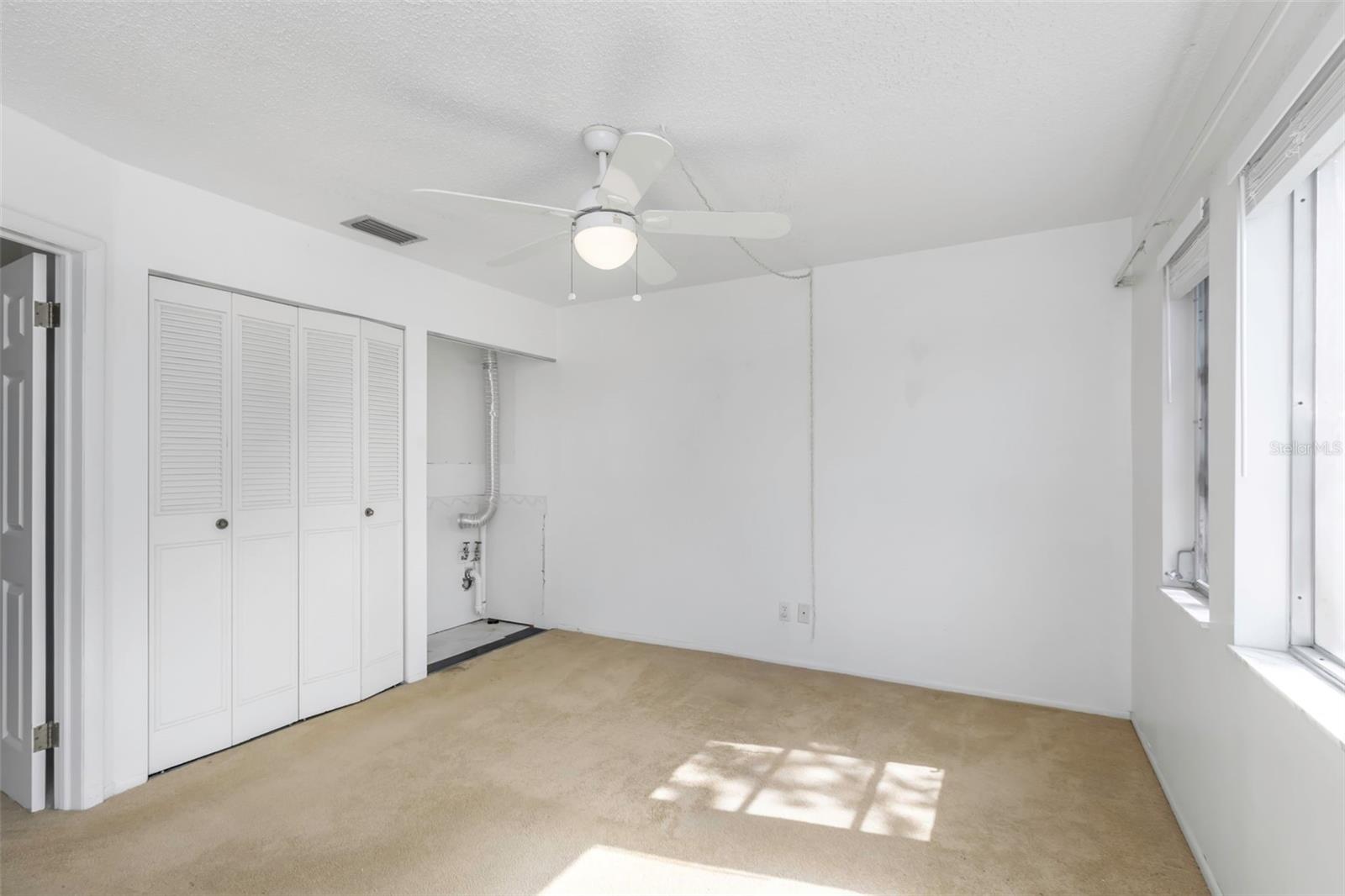 224 ASPEN CIR, SEMINOLE, FL, 33777
