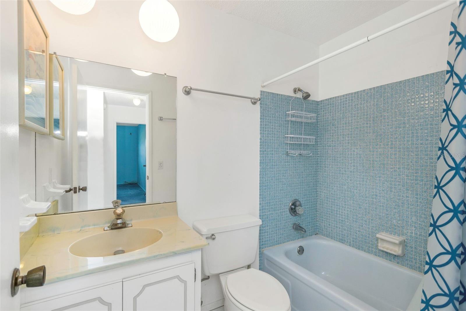 224 ASPEN CIR, SEMINOLE, FL, 33777