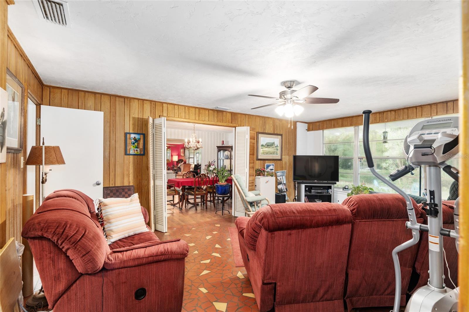 3755 W UNIVERSITY AVE, GAINESVILLE, FL, 32607