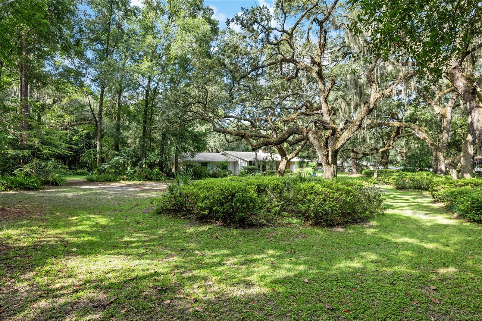 3755 W UNIVERSITY AVE, GAINESVILLE, FL, 32607