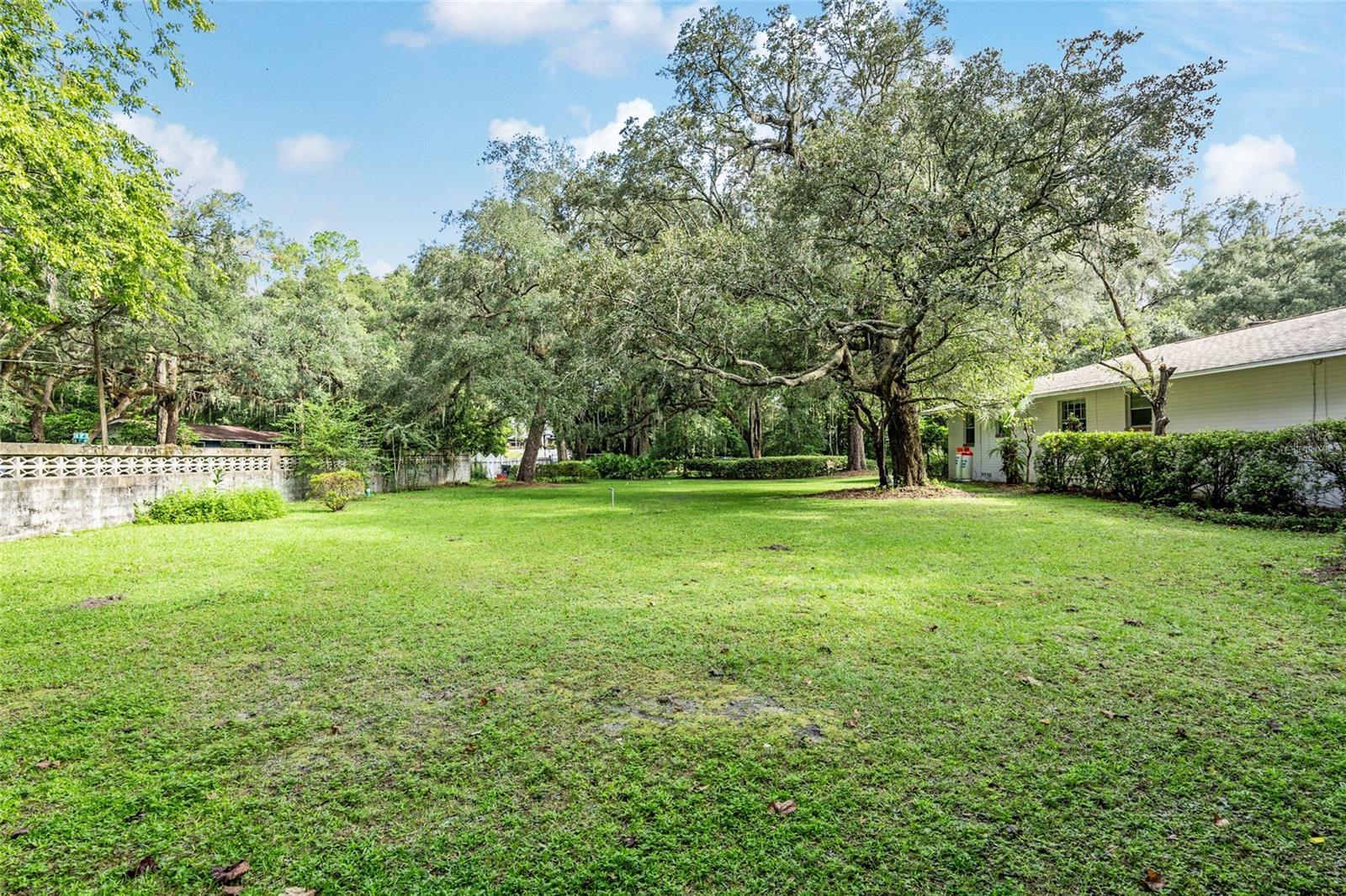 3755 W UNIVERSITY AVE, GAINESVILLE, FL, 32607