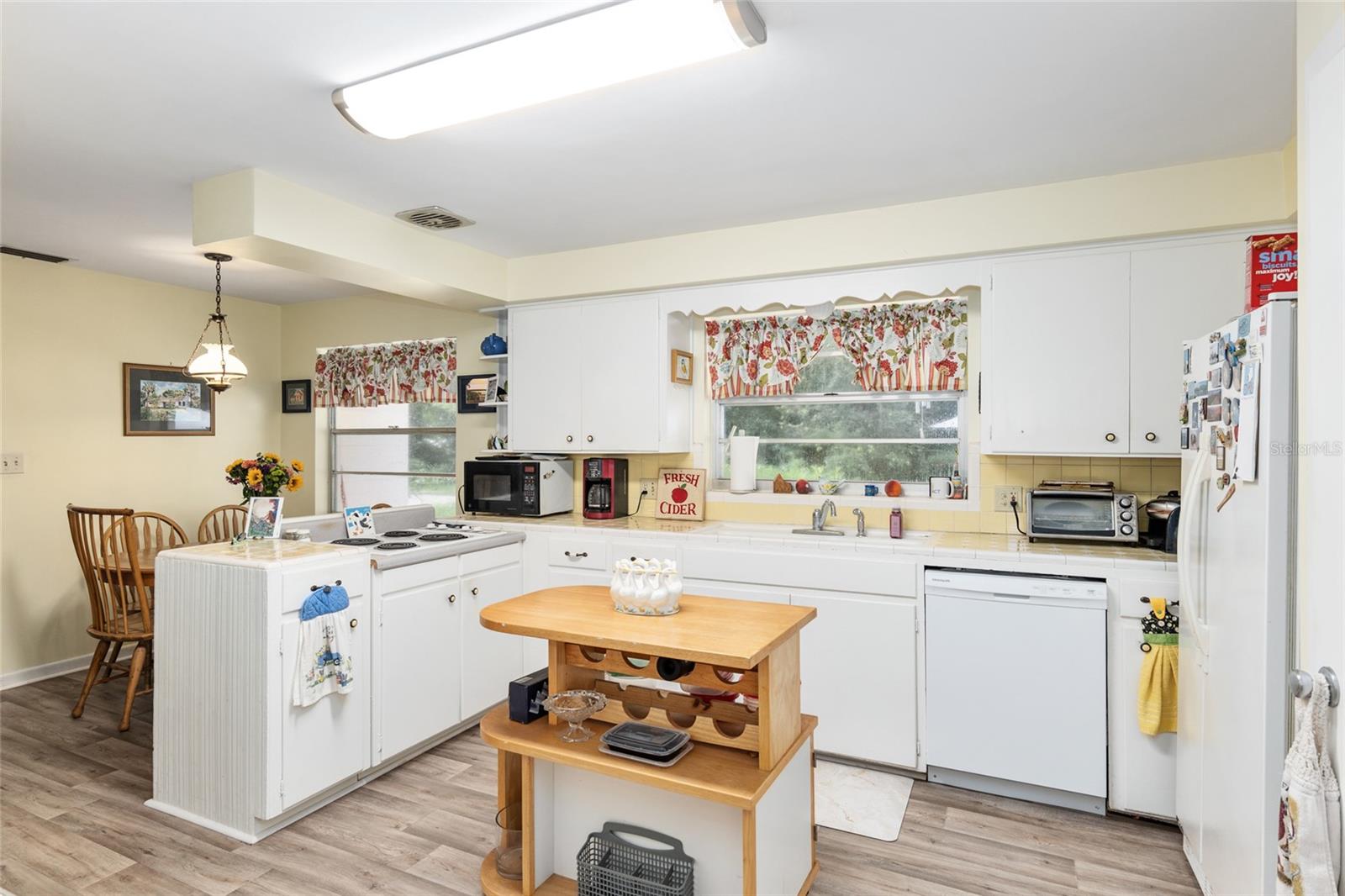 3755 W UNIVERSITY AVE, GAINESVILLE, FL, 32607