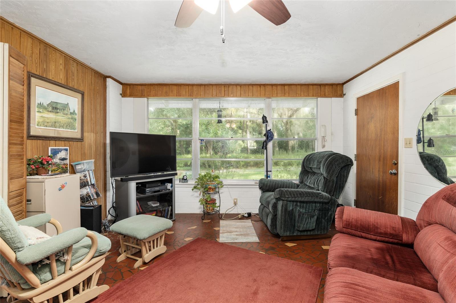 3755 W UNIVERSITY AVE, GAINESVILLE, FL, 32607