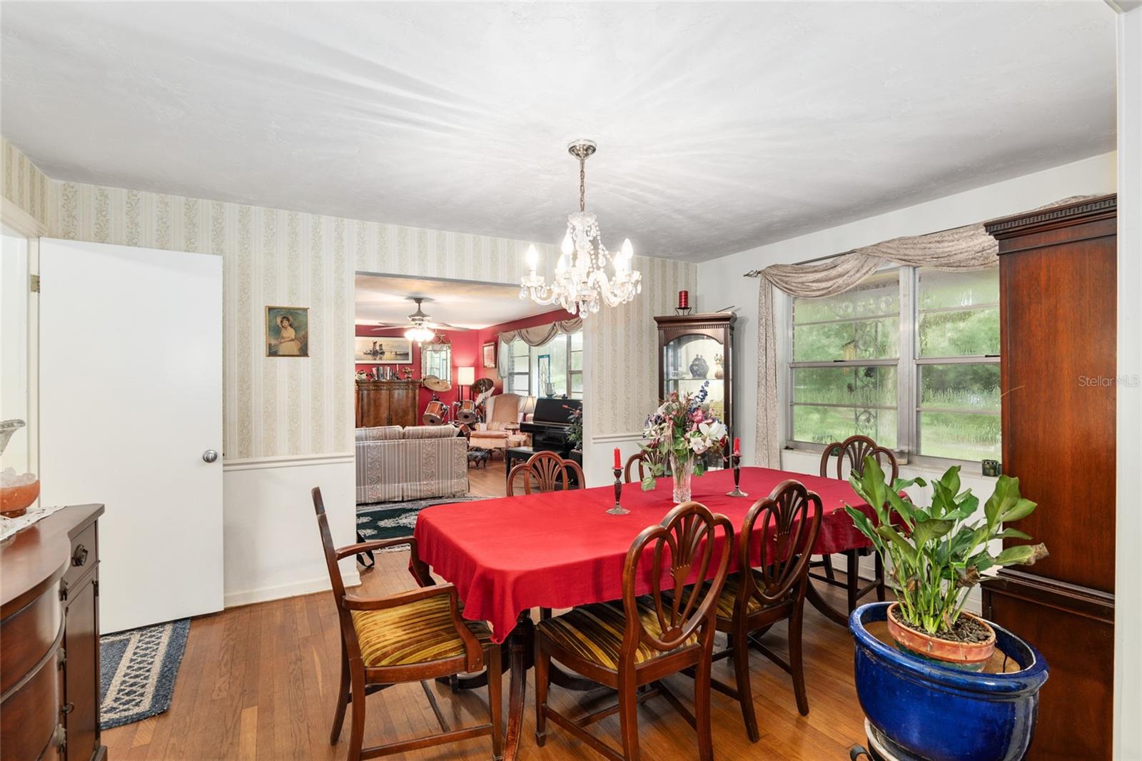 3755 W UNIVERSITY AVE, GAINESVILLE, FL, 32607