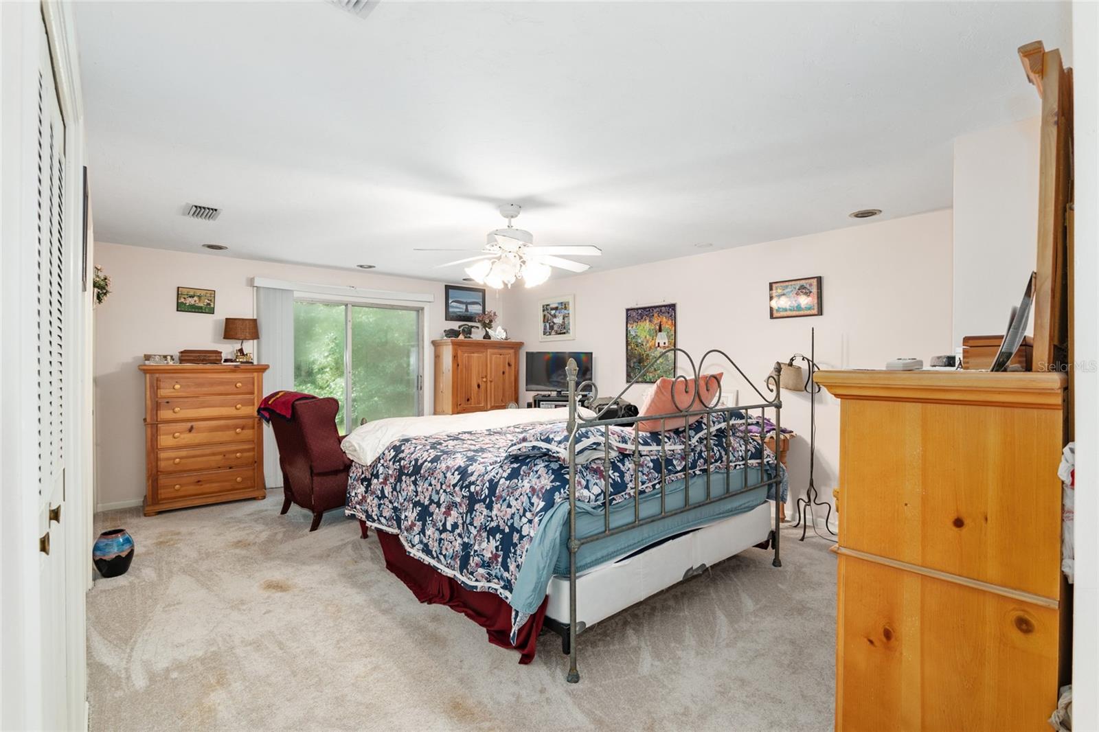 3755 W UNIVERSITY AVE, GAINESVILLE, FL, 32607