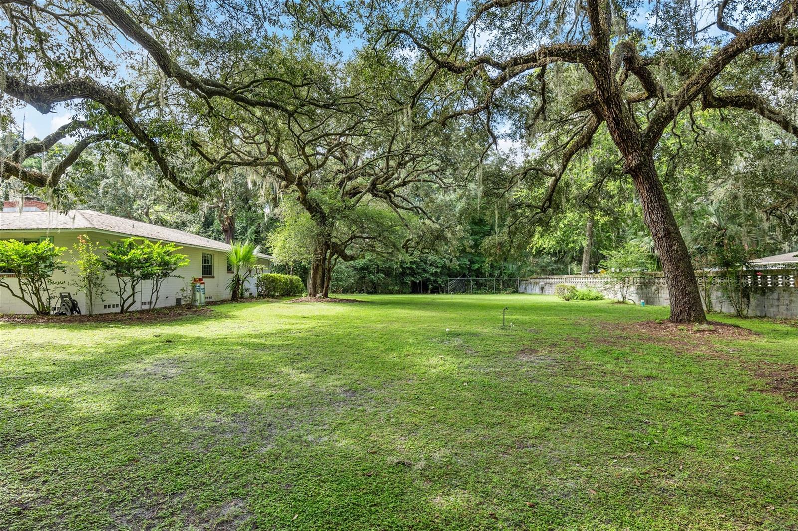 3755 W UNIVERSITY AVE, GAINESVILLE, FL, 32607