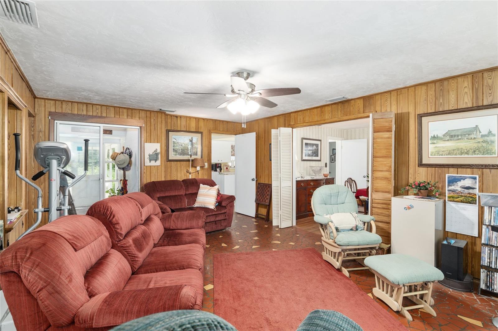 3755 W UNIVERSITY AVE, GAINESVILLE, FL, 32607