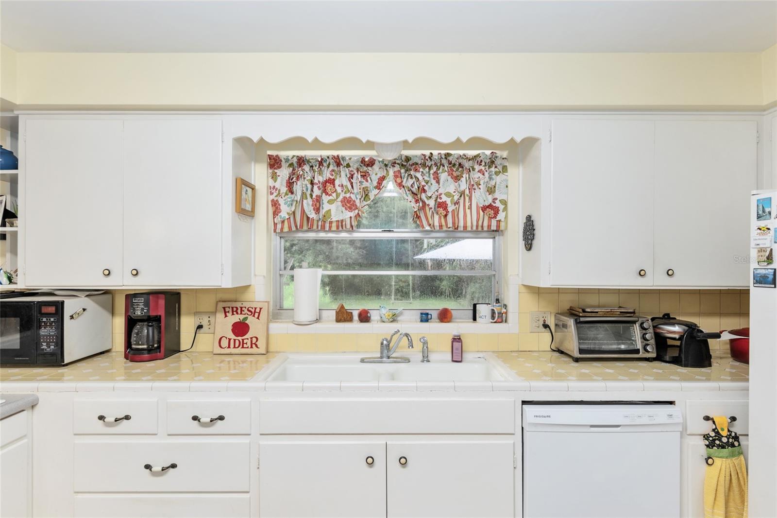 3755 W UNIVERSITY AVE, GAINESVILLE, FL, 32607