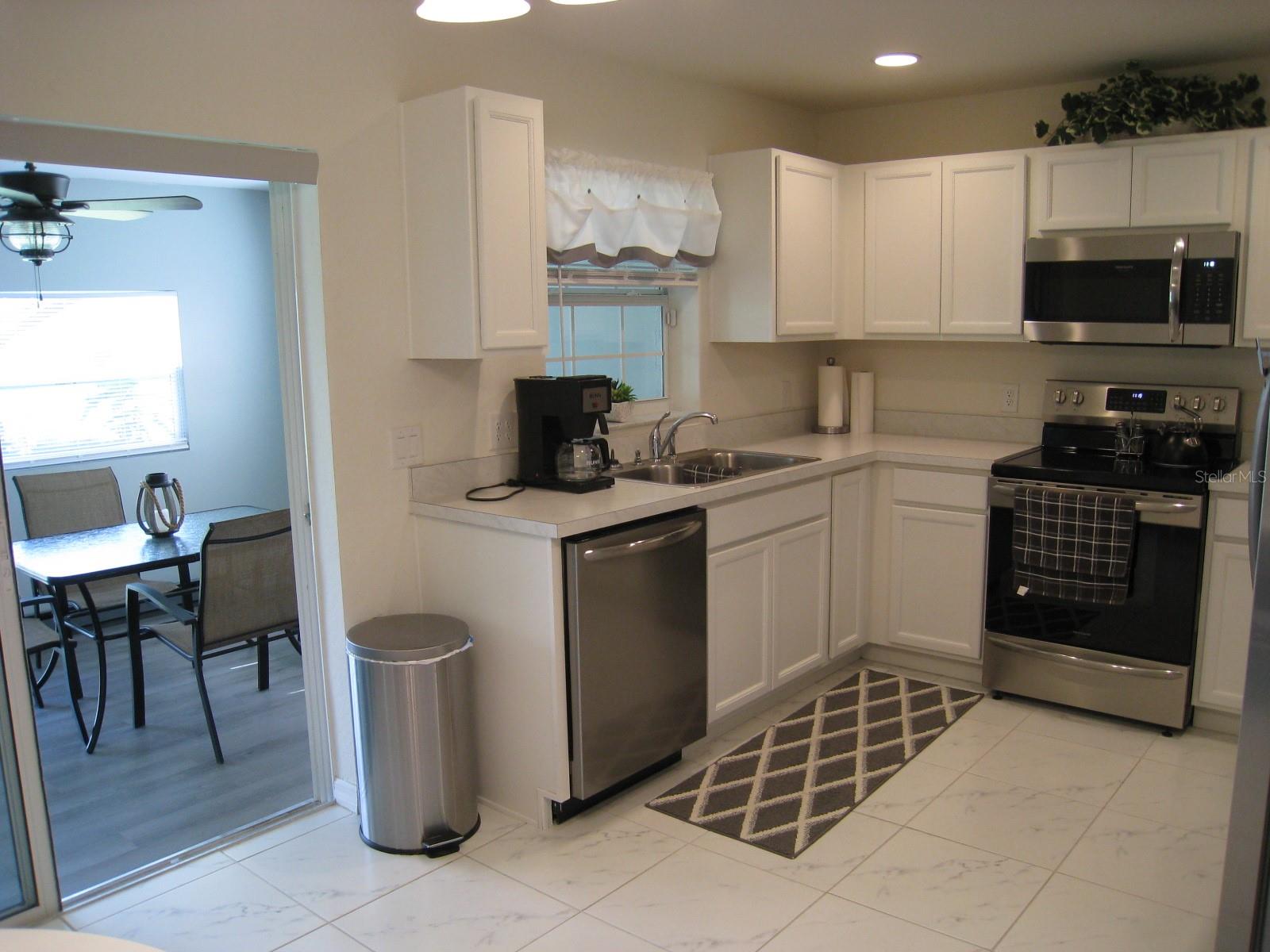1300 LUCERNE LOOP RD NE, WINTER HAVEN, FL, 33881