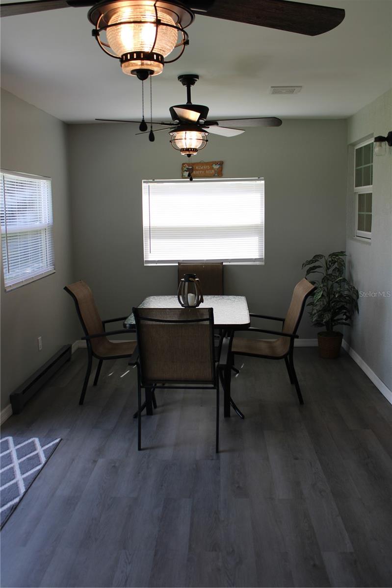 1300 LUCERNE LOOP RD NE, WINTER HAVEN, FL, 33881
