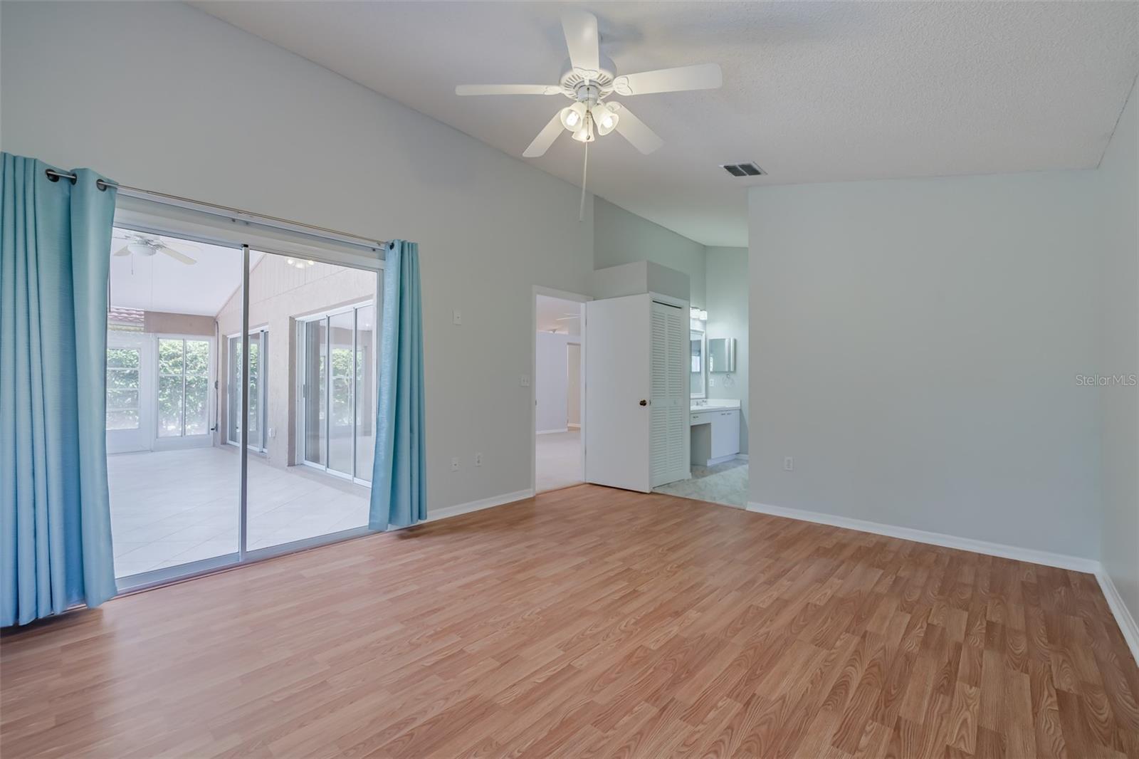 5417 83RD TER E, SARASOTA, FL, 34243