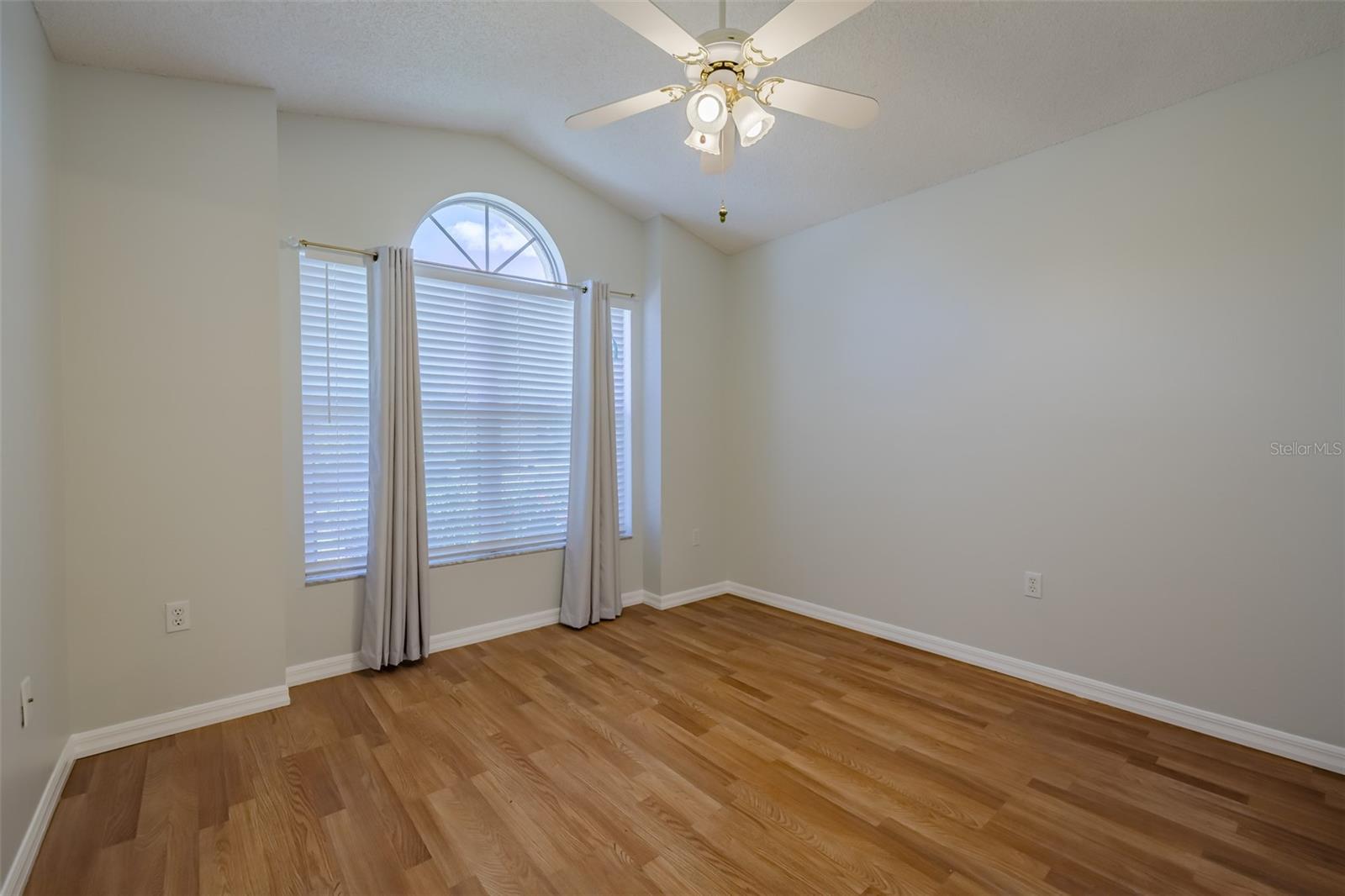 5417 83RD TER E, SARASOTA, FL, 34243