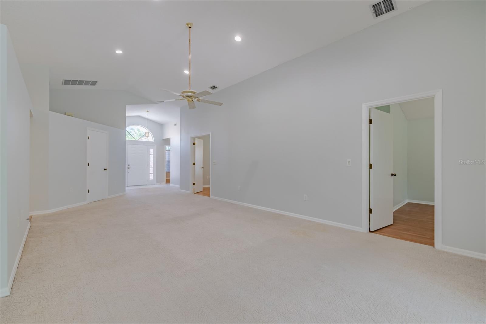 5417 83RD TER E, SARASOTA, FL, 34243
