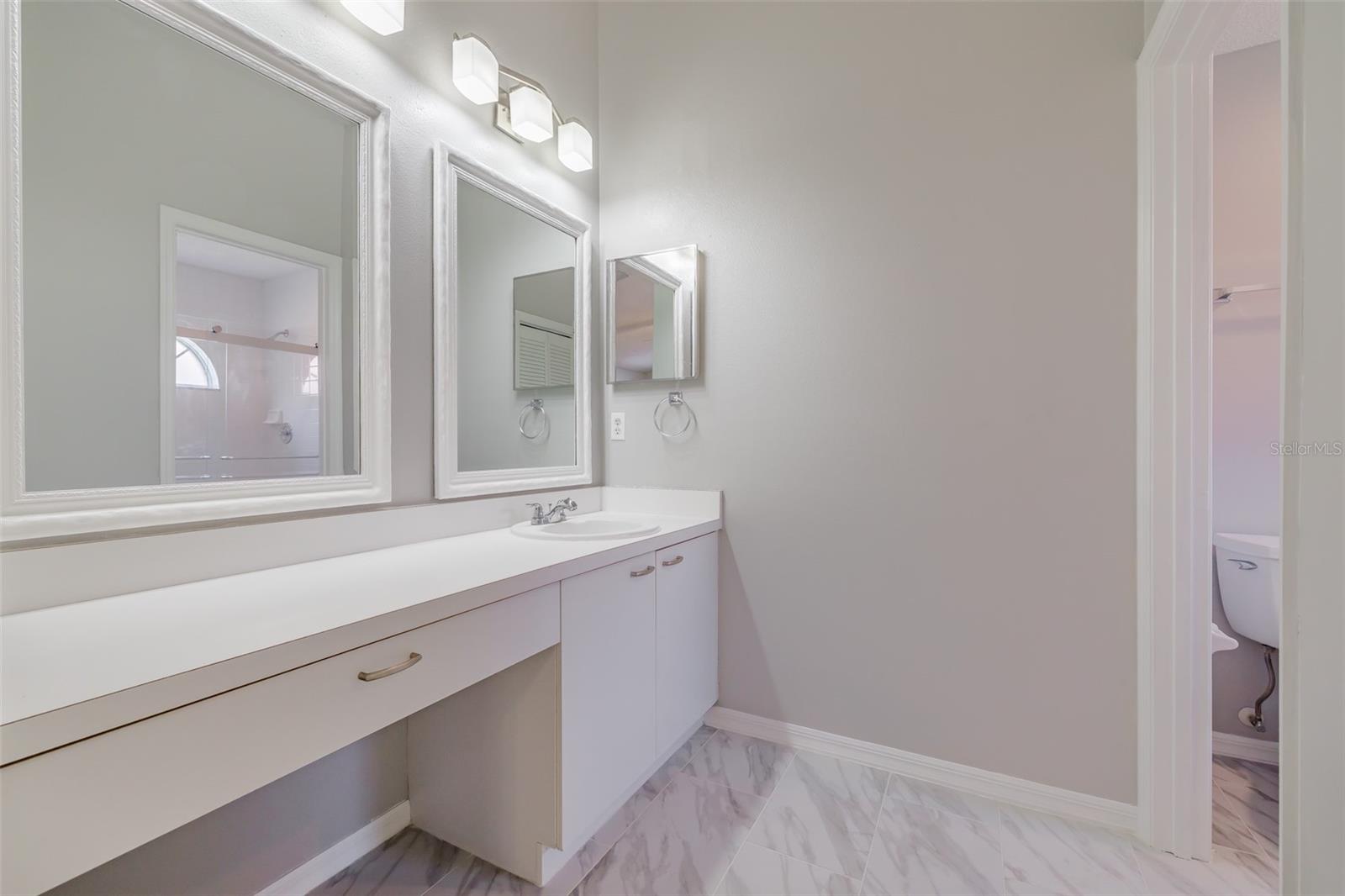 5417 83RD TER E, SARASOTA, FL, 34243