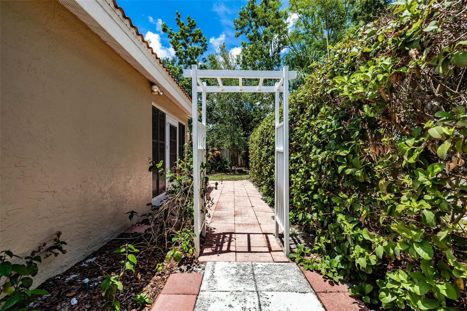 5417 83RD TER E, SARASOTA, FL, 34243