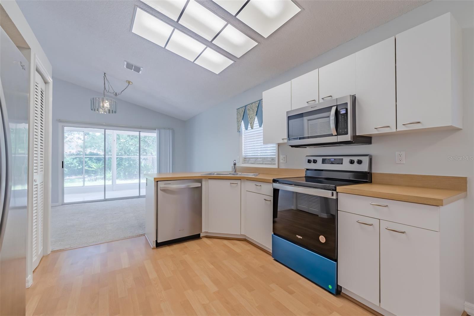 5417 83RD TER E, SARASOTA, FL, 34243