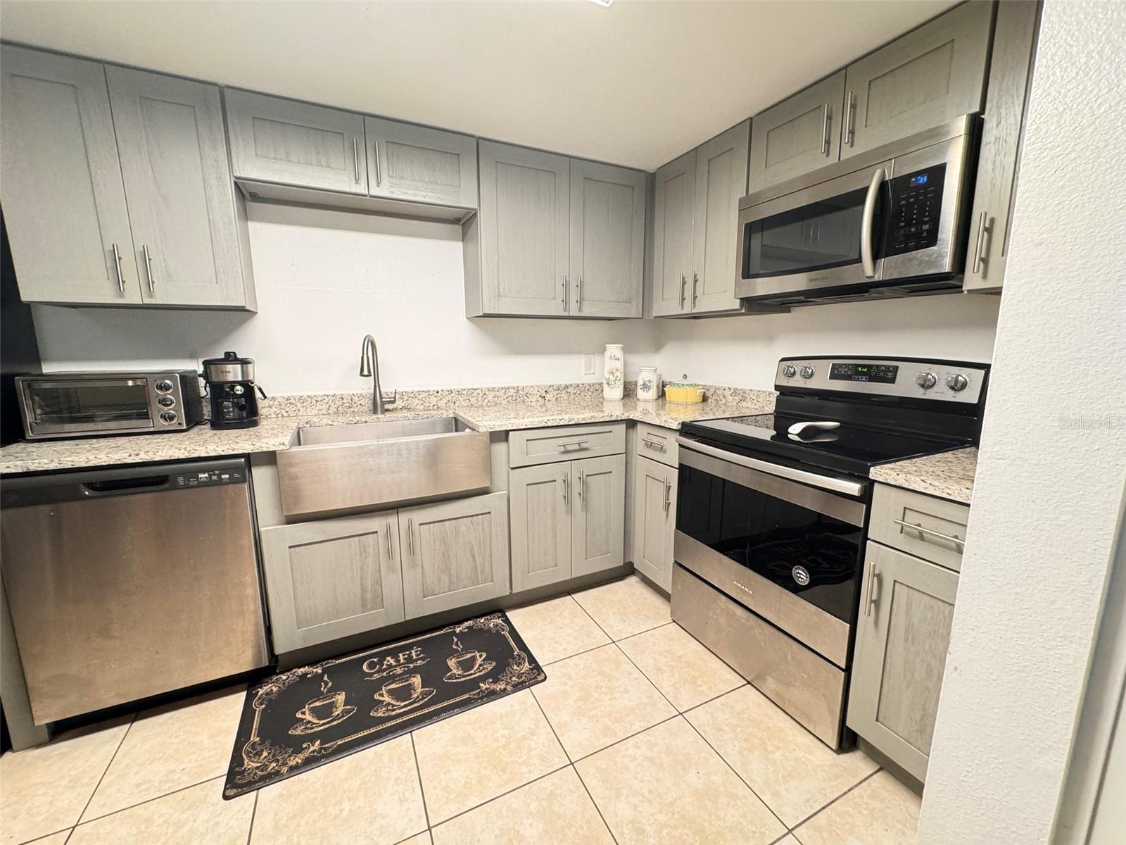 8206 FAIRWAYS CIR #B204, OCALA, FL, 34472
