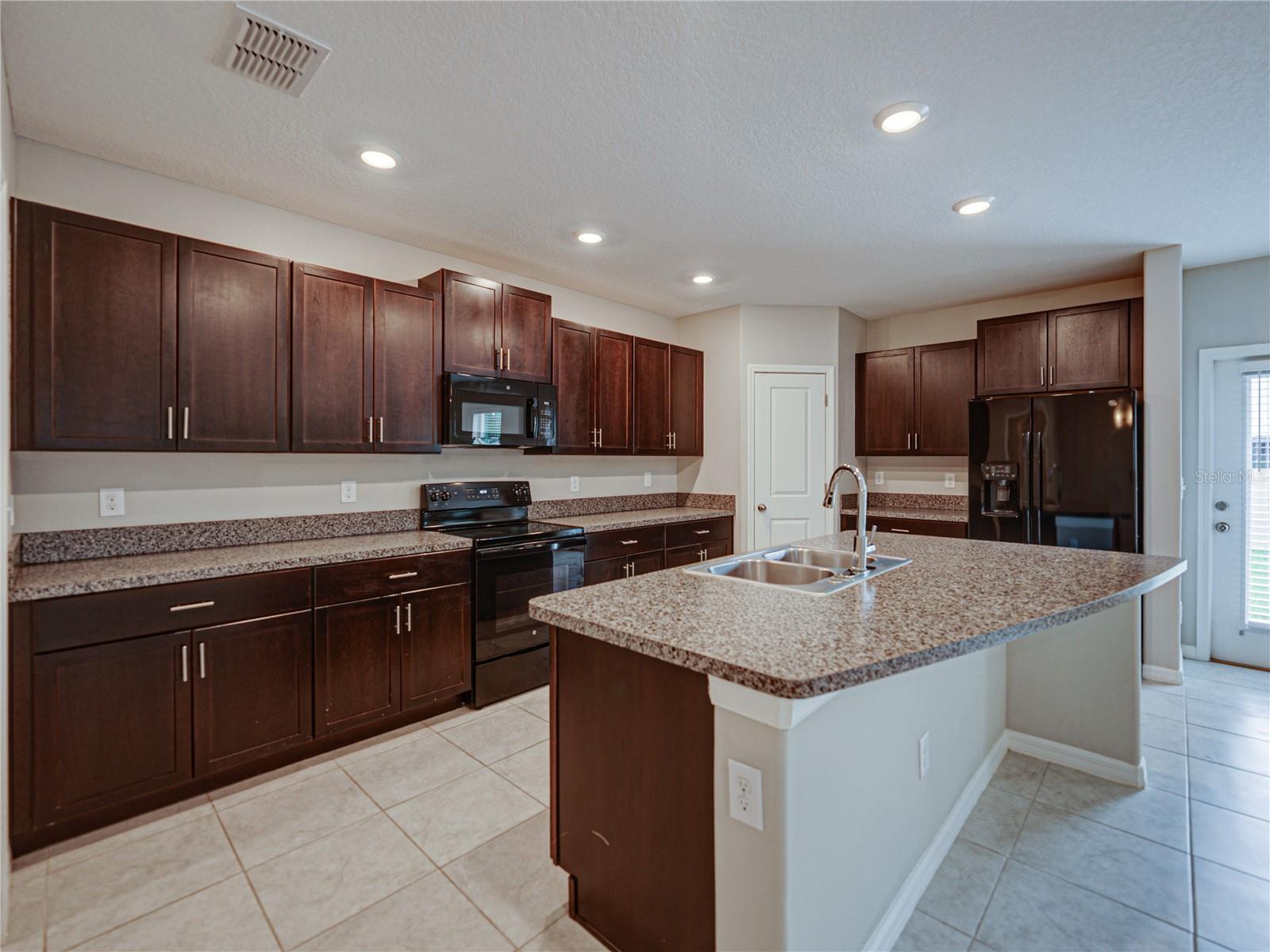 10205 HAPPY HEART AVE, RIVERVIEW, FL, 33578
