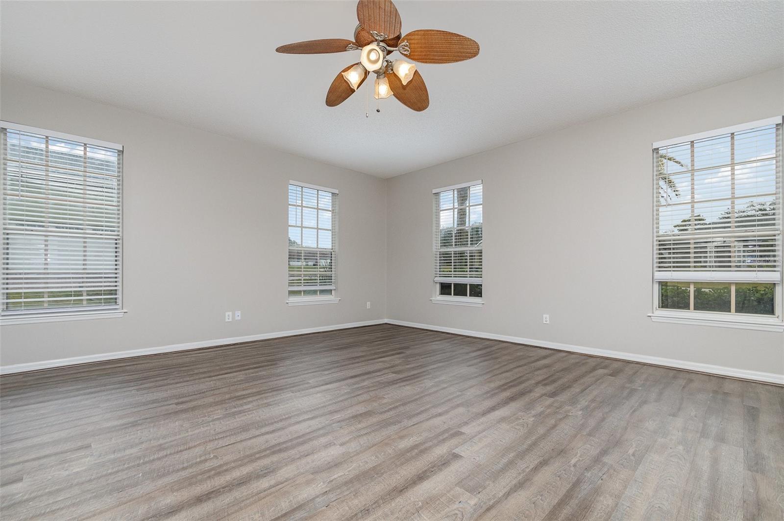 105 JAMES POND CT, DEBARY, FL, 32713