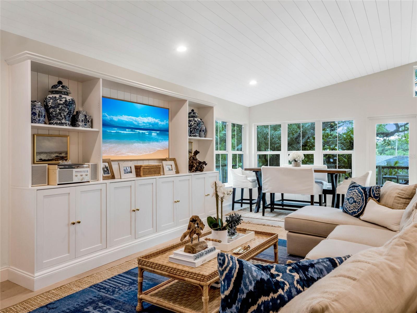 807 E 23RD AVE, NEW SMYRNA BEACH, FL, 32169