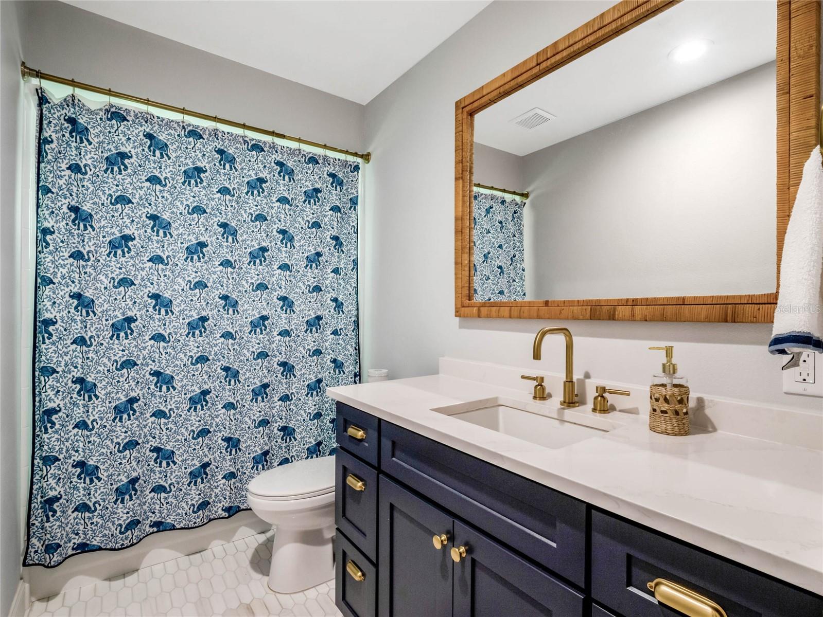807 E 23RD AVE, NEW SMYRNA BEACH, FL, 32169