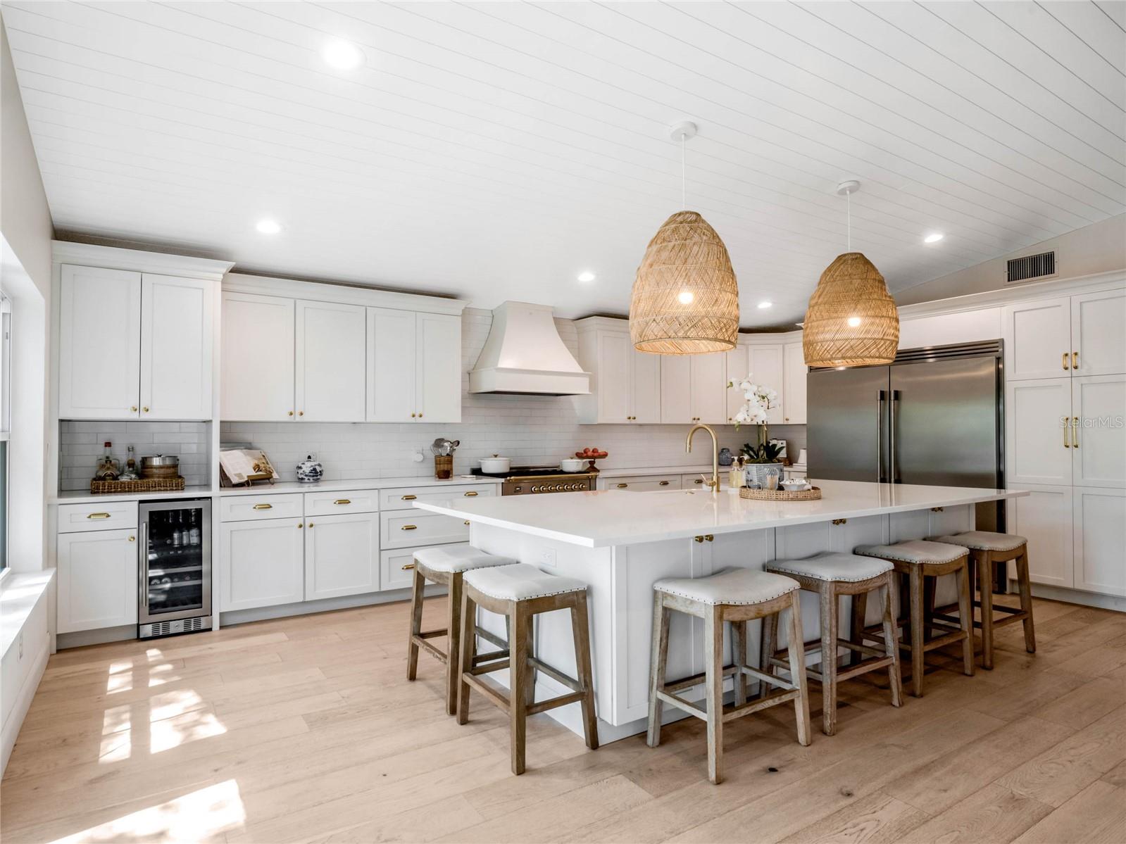 807 E 23RD AVE, NEW SMYRNA BEACH, FL, 32169