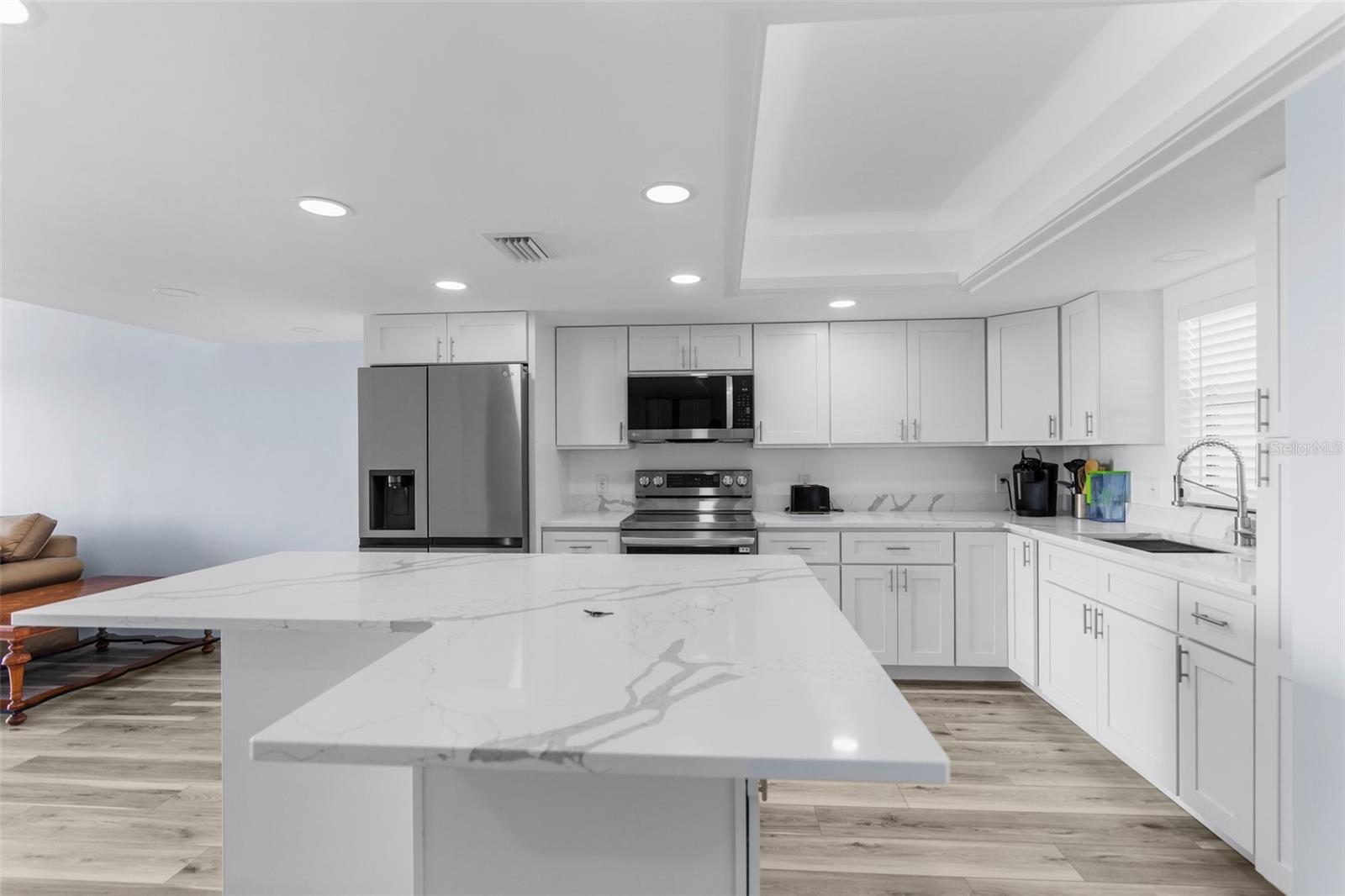 7050 SUNSET DR S #1504, SOUTH PASADENA, FL, 33707