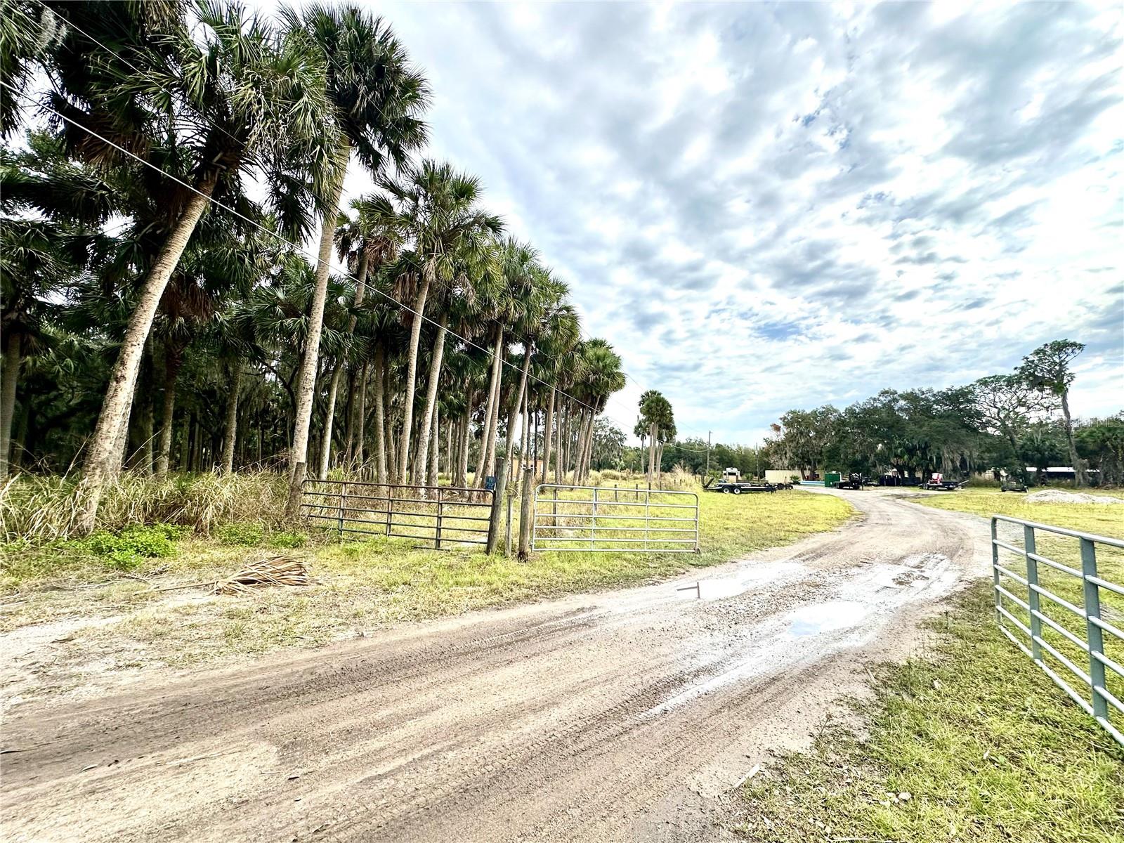3845 SIPES AVE, SANFORD, FL, 32773