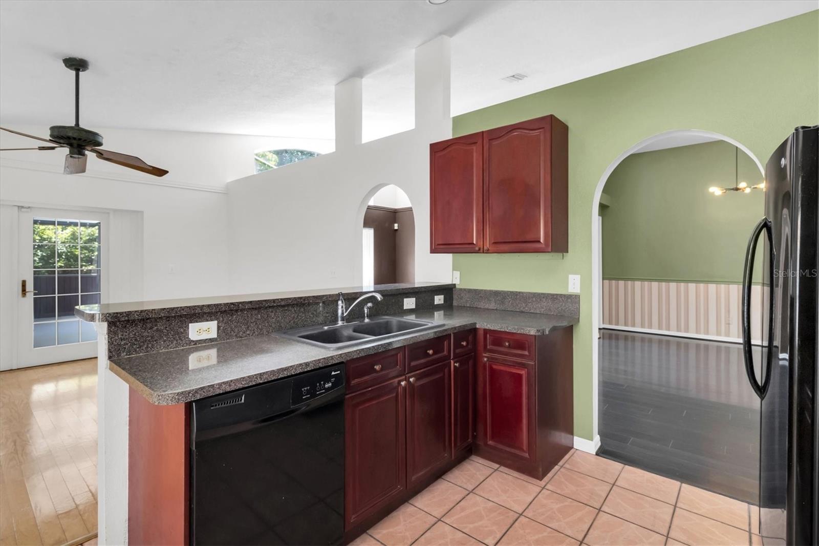 5204 NEW BRITTANY LN, ZEPHYRHILLS, FL, 33541