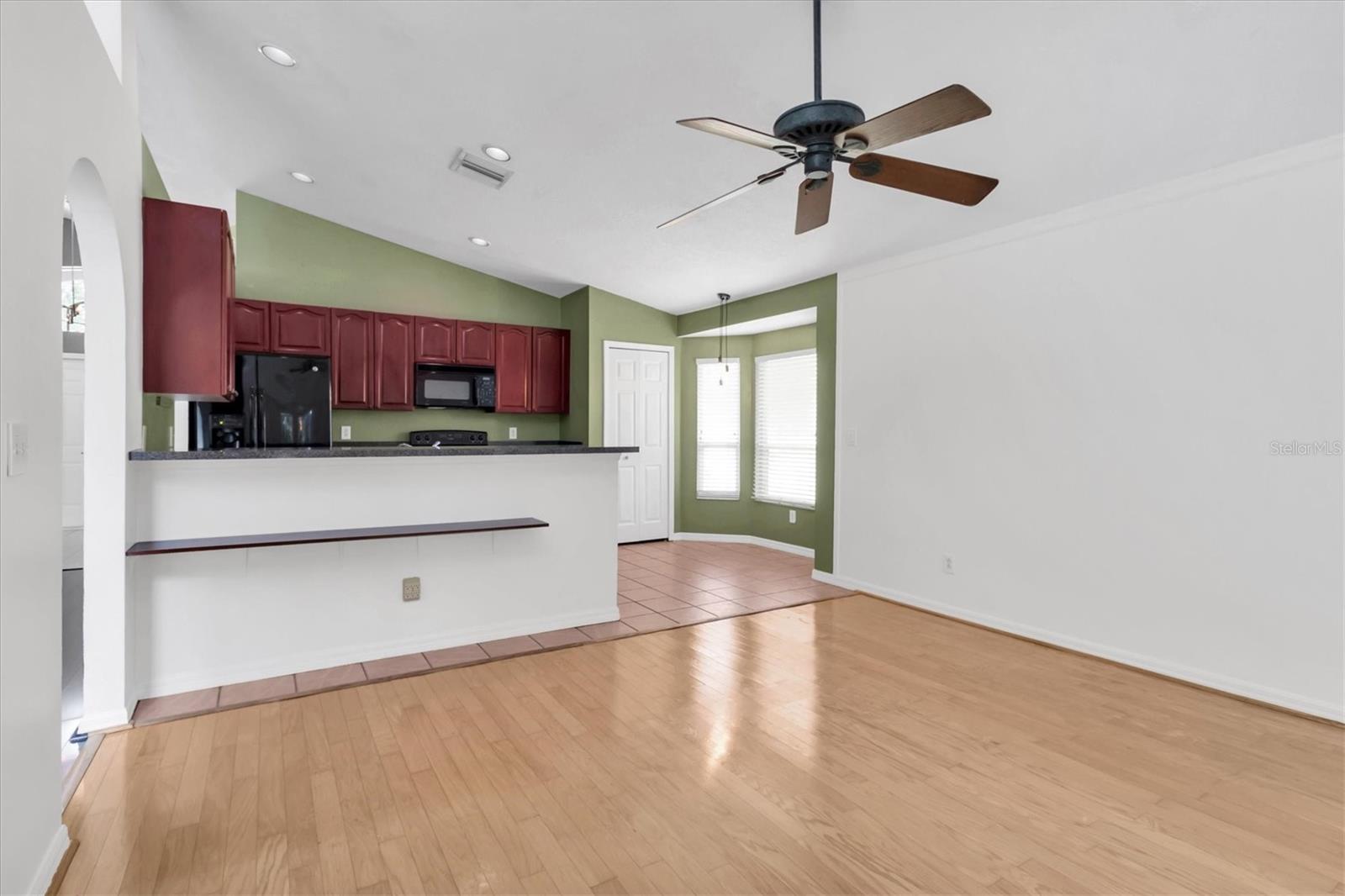 5204 NEW BRITTANY LN, ZEPHYRHILLS, FL, 33541