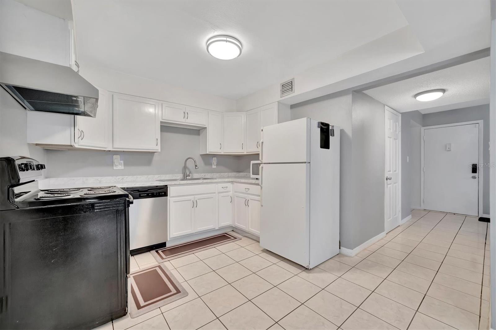 3716 COLBY ST #15, SARASOTA, FL, 34232