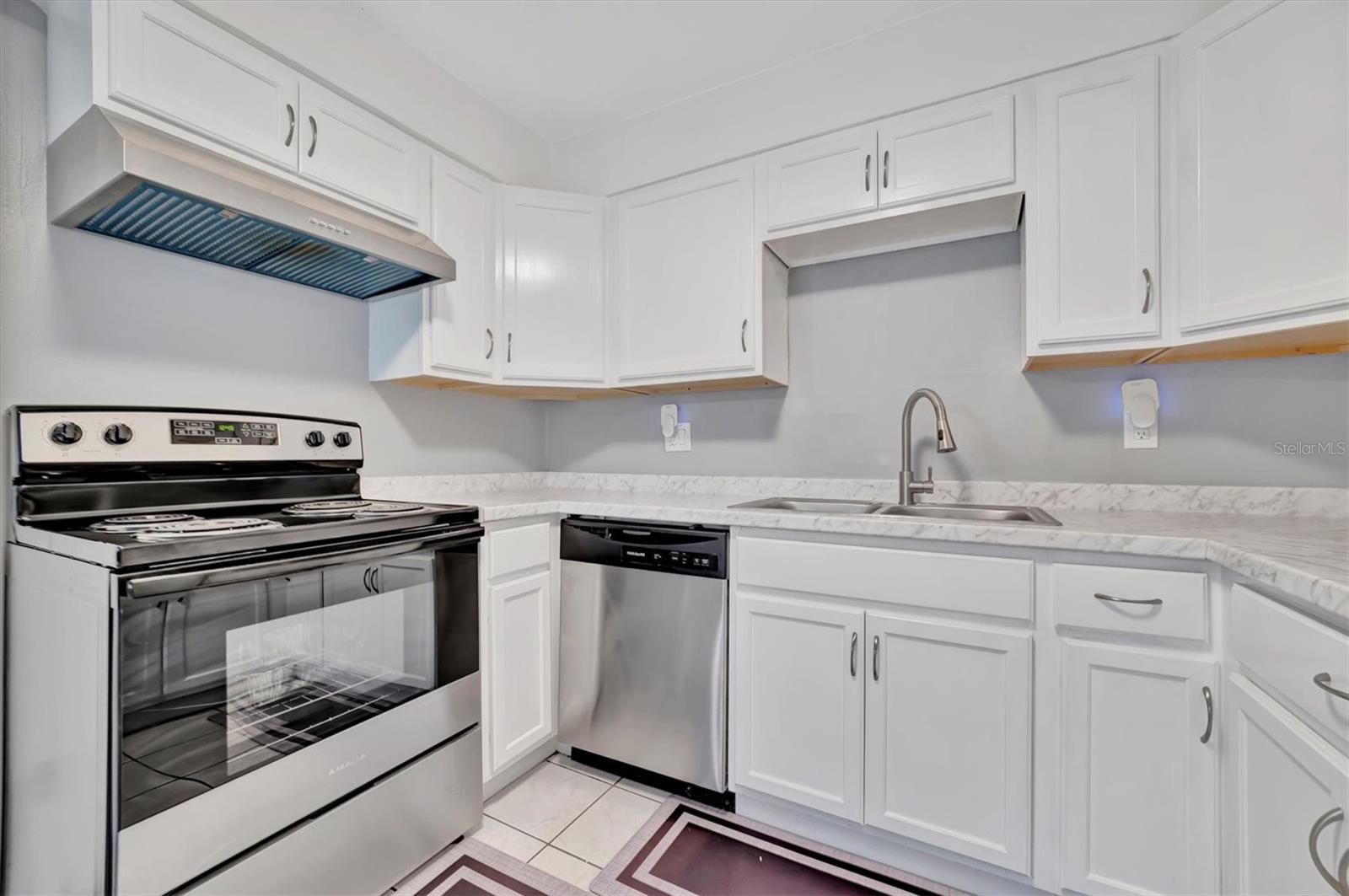 3716 COLBY ST #15, SARASOTA, FL, 34232