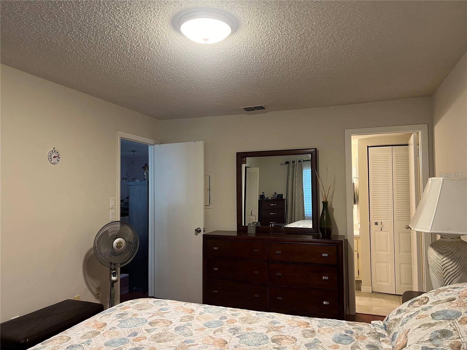 1100 E BAY DR #89, LARGO, FL, 33770
