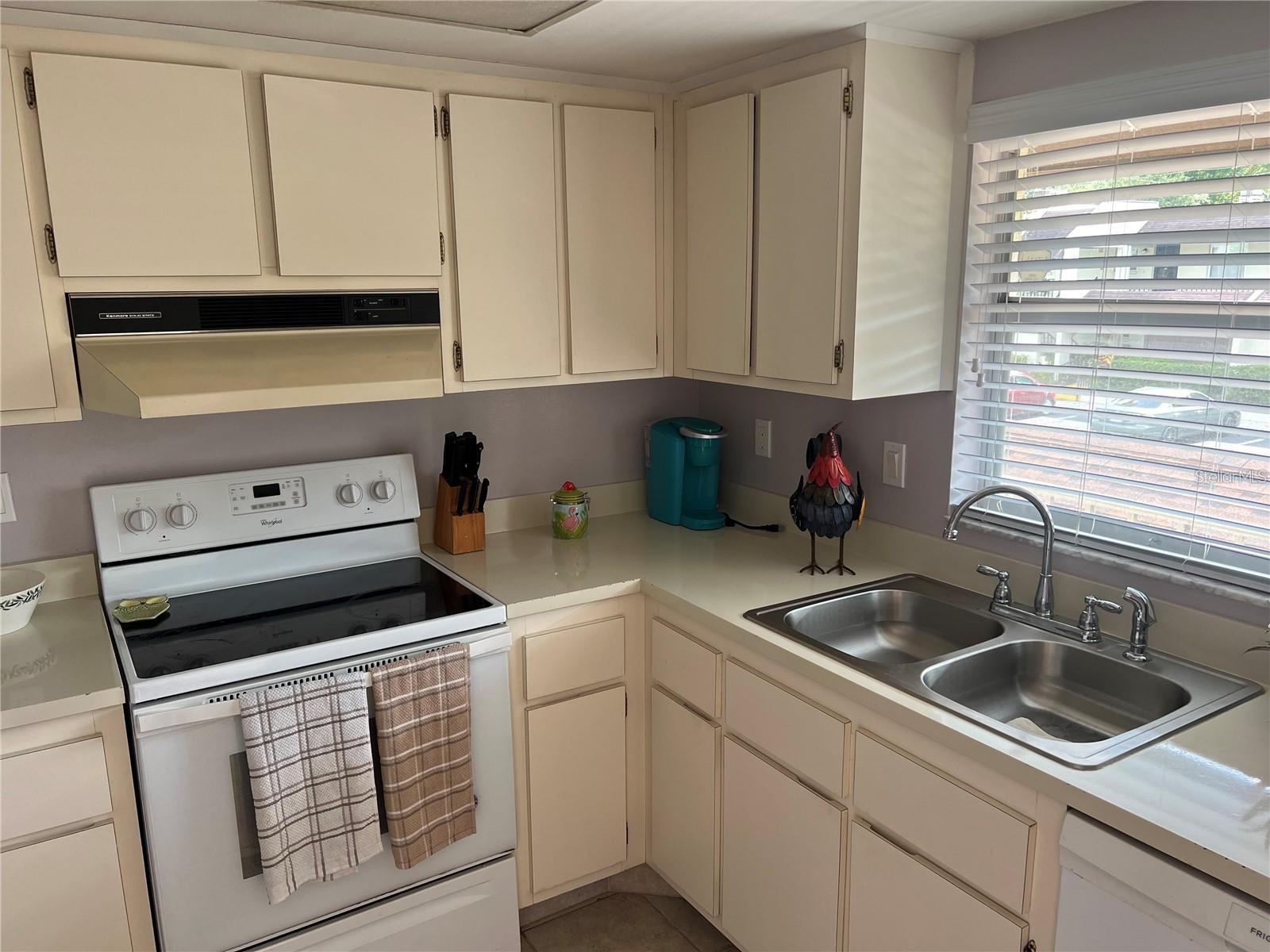 1100 E BAY DR #89, LARGO, FL, 33770