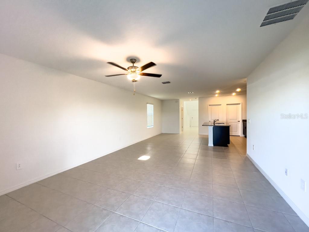 2831 SILVER SCALLOP LOOP, WIMAUMA, FL, 33598