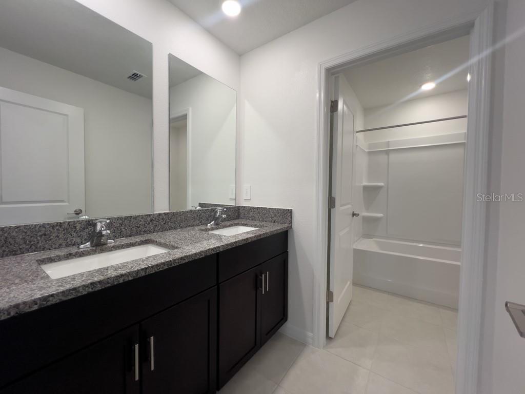 2831 SILVER SCALLOP LOOP, WIMAUMA, FL, 33598