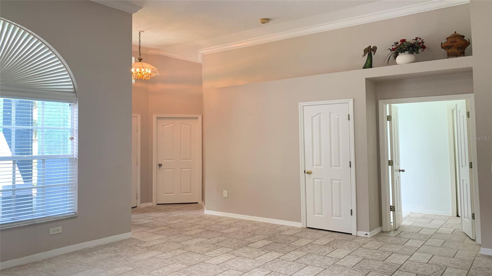16505 LAKE HEATHER DR, TAMPA, FL, 33618