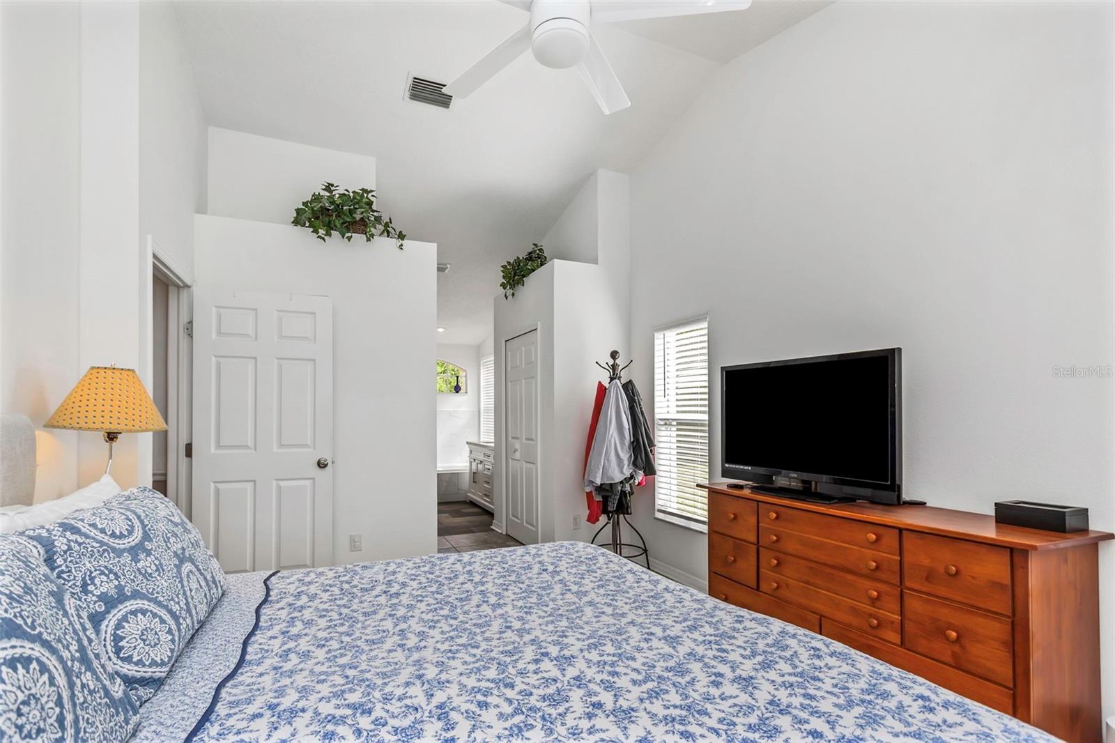 394 FOUNTAINVIEW CIR, OLDSMAR, FL, 34677