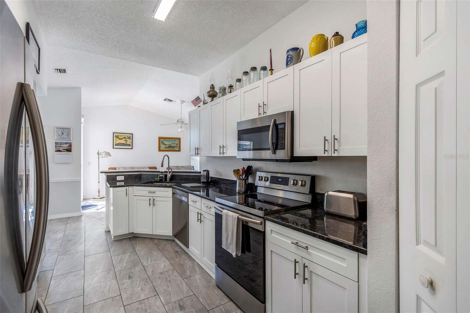 394 FOUNTAINVIEW CIR, OLDSMAR, FL, 34677