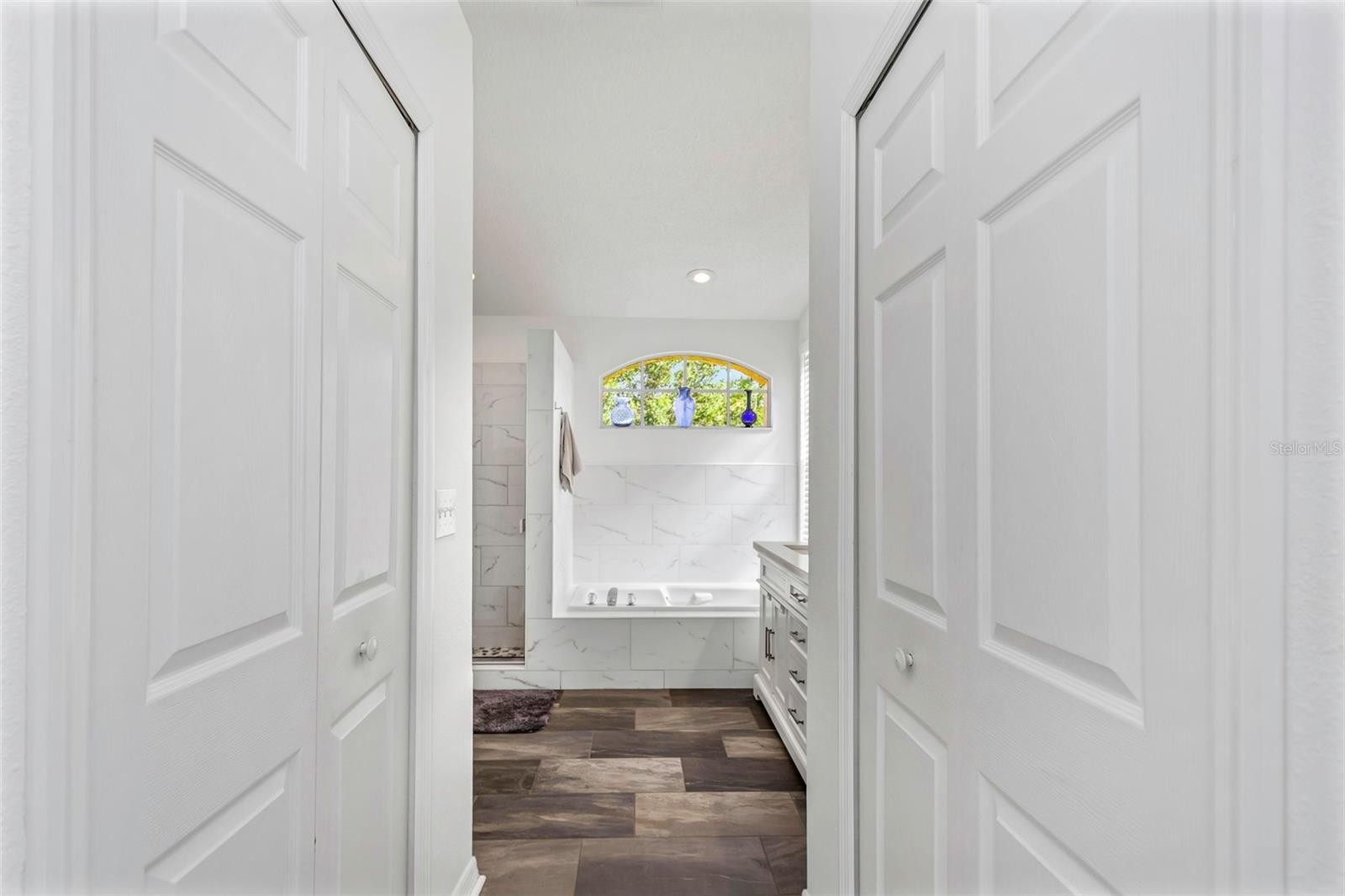 394 FOUNTAINVIEW CIR, OLDSMAR, FL, 34677