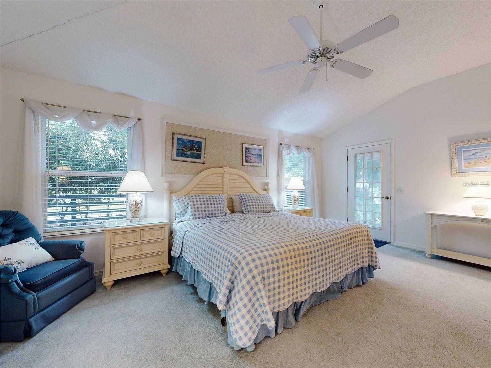 1153 OAK FOREST DR, THE VILLAGES, FL, 32162