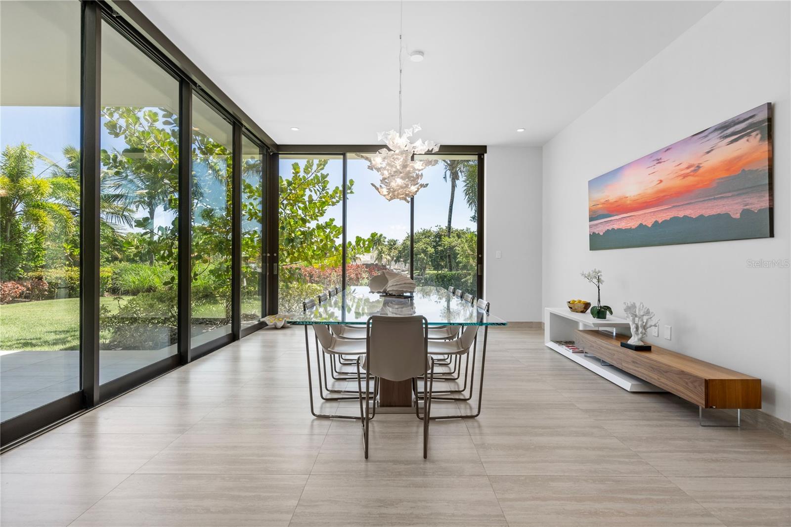 PR9108556 Property Photo