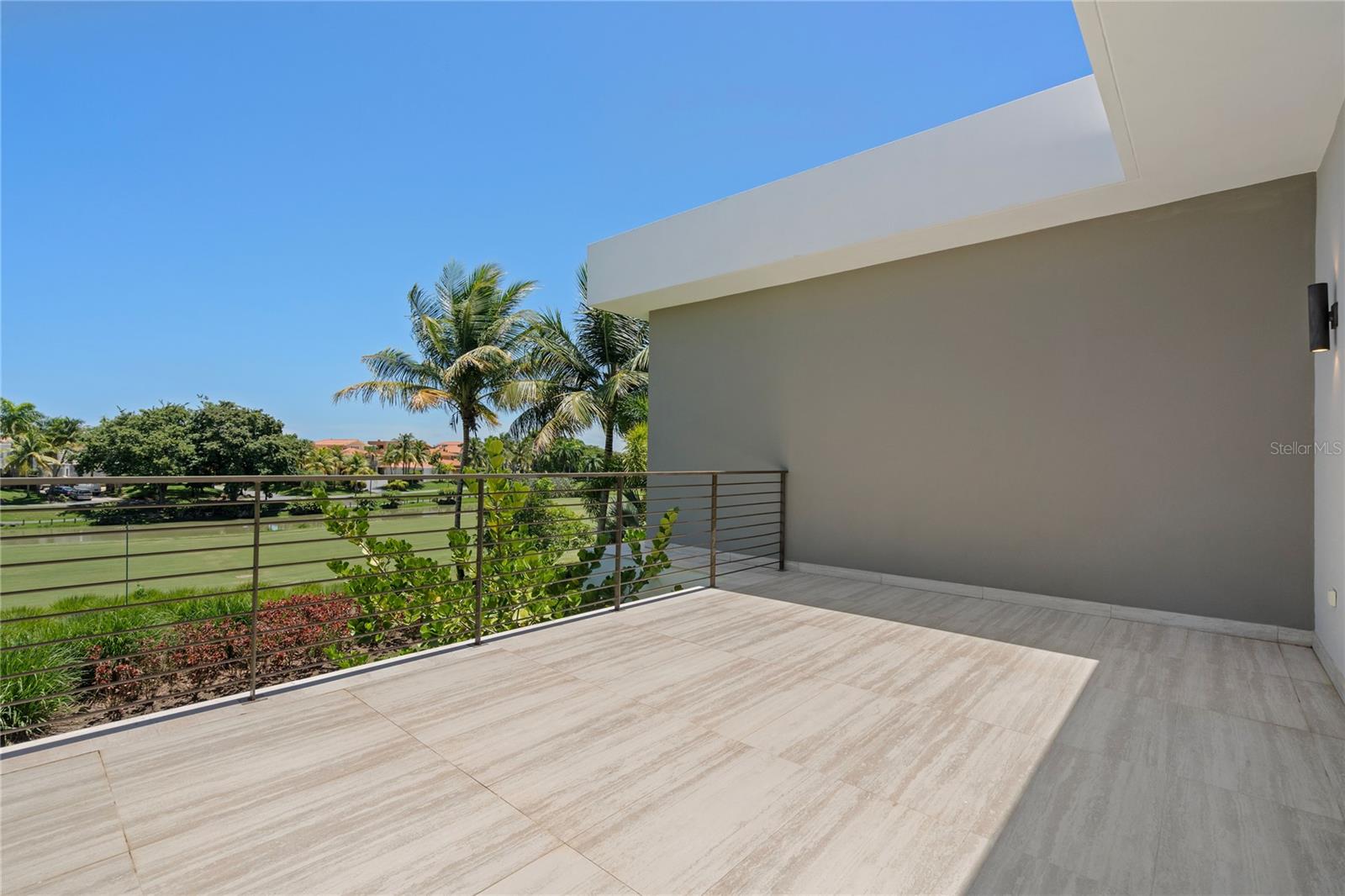 PR9108556 Property Photo