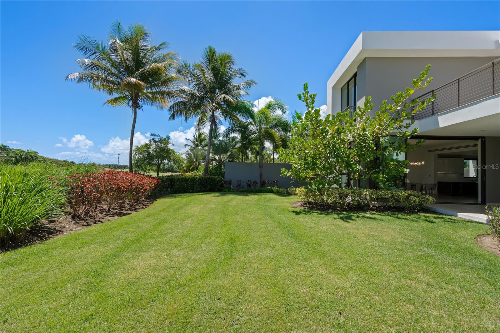 PR9108556 Property Photo