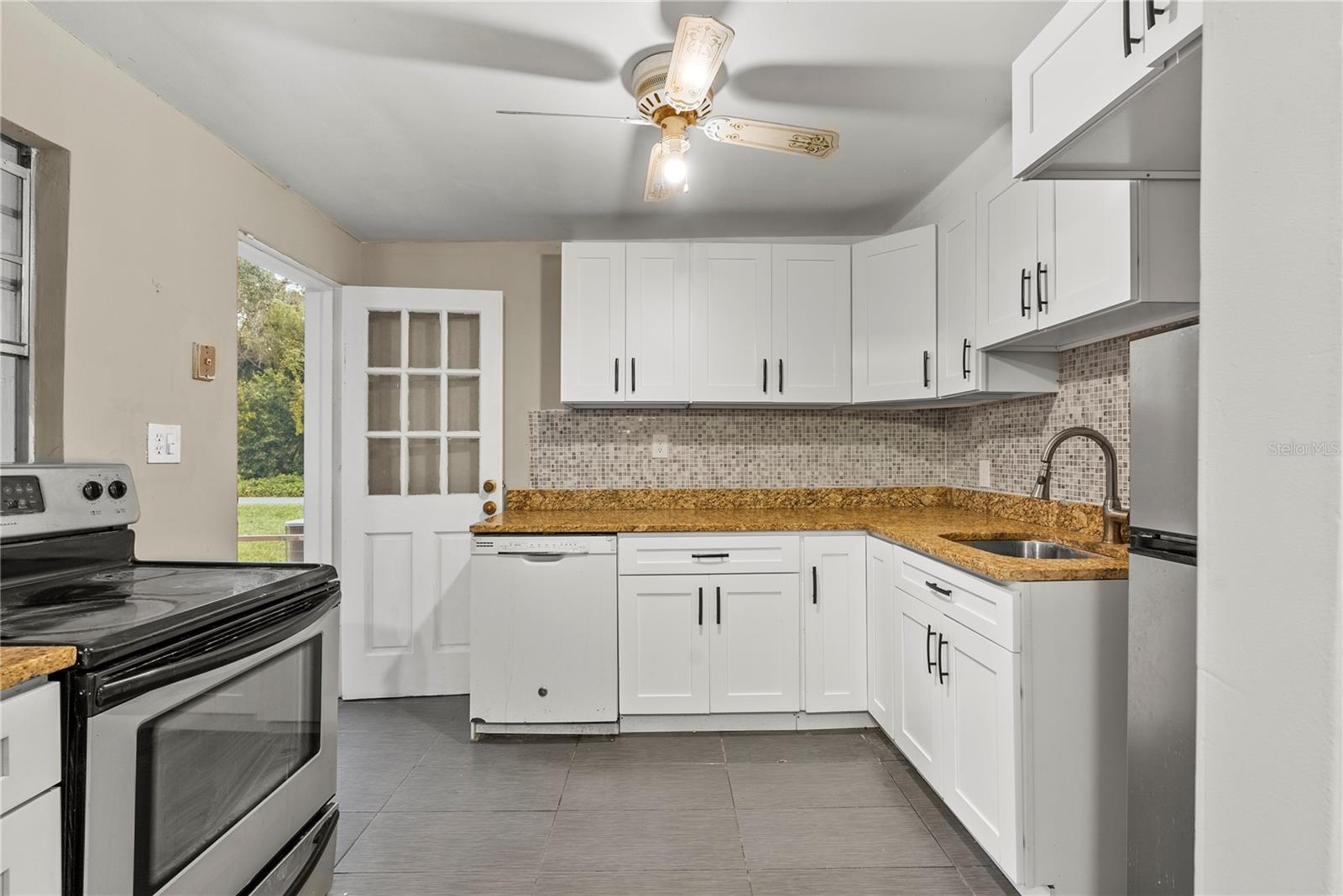 2800 S PARK AVE, SANFORD, FL, 32773