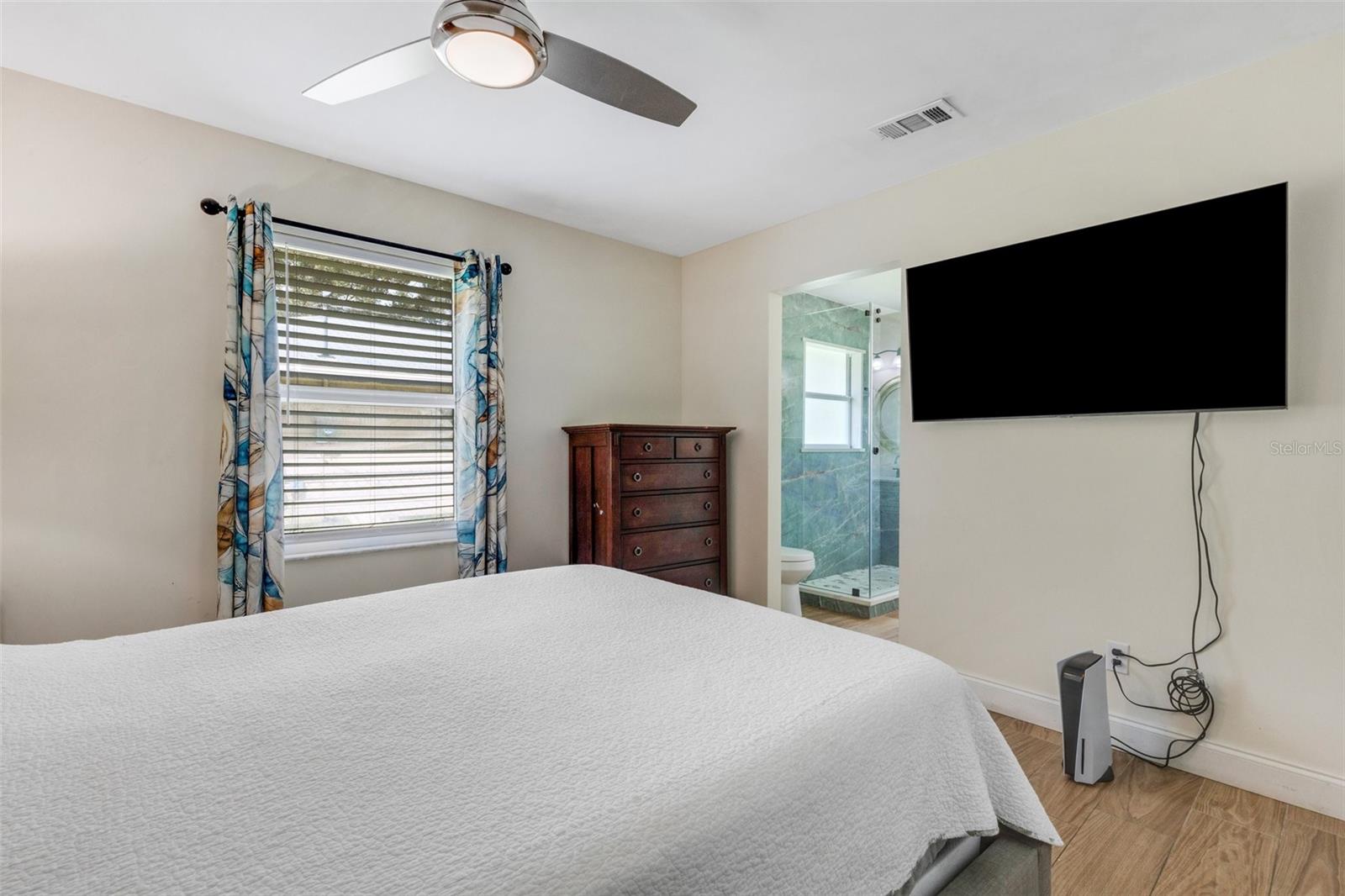 2562 25TH ST, SARASOTA, FL, 34234